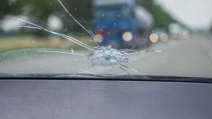 Kőfelverődés javítás, kavicsfelverődés javítás