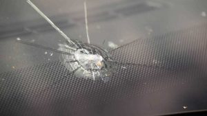 Kőfelverődés javítás, kavicsfelverődés javítás